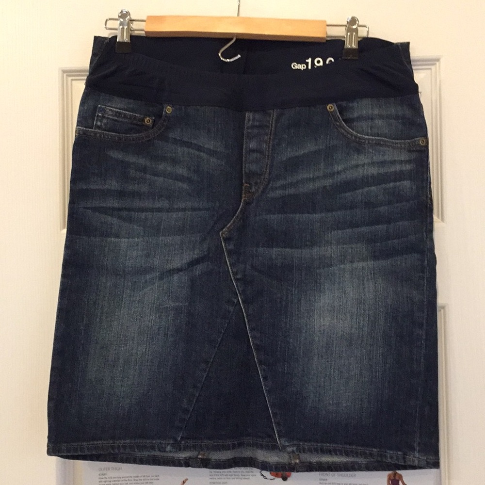 Gap 1969 maternity skirt size 28 6 EUC